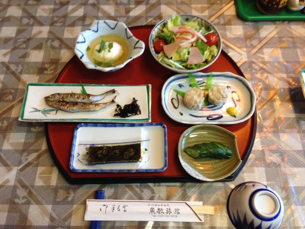 Uotoshi Ryokan Yamanouchi  Exterior photo